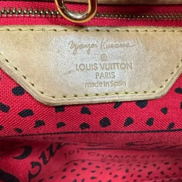 Yayoi Kusama x Louis Vuitton Red Waves Monogram Neverfull MM Tote with COA - Picture 11 of 16
